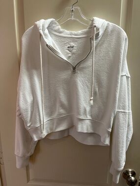 aerie White Half-Zip Hooded Crop Pullover